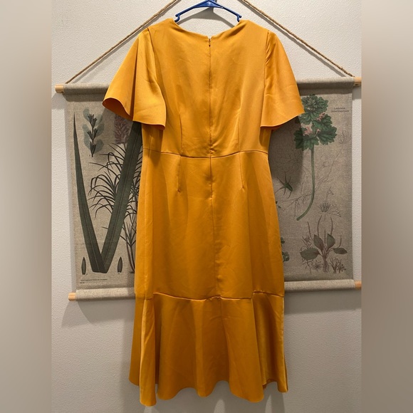 Banana Republic Midi Dress Satin Yellow Flutter Sleeve Flounce Hem 8 Petite - Picture 8 of 12